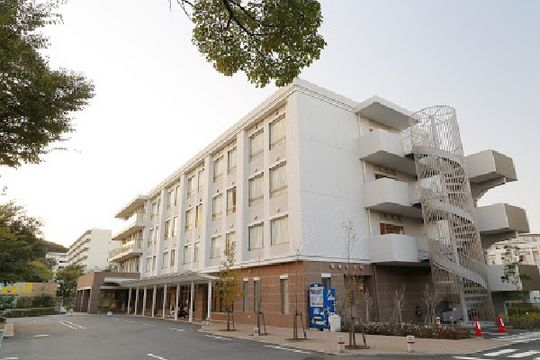 横浜なみきリハビリテーション病院 別棟