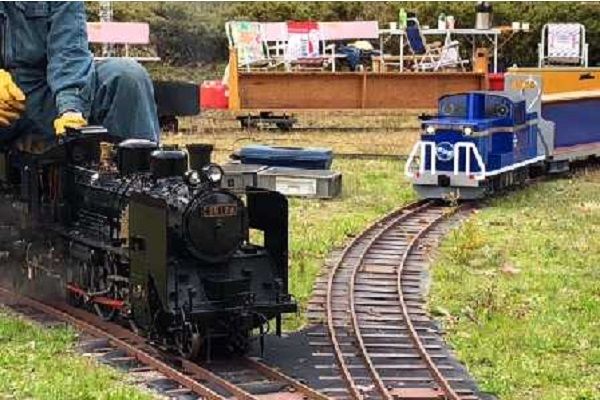 ゆうゆう広場（ミニチュア電車体験広場）