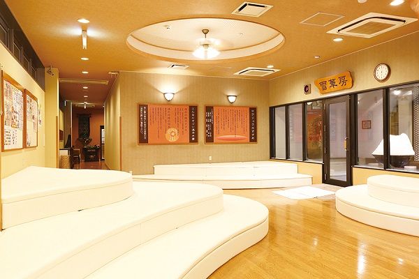 岩盤浴｜天然温泉 かきつばた